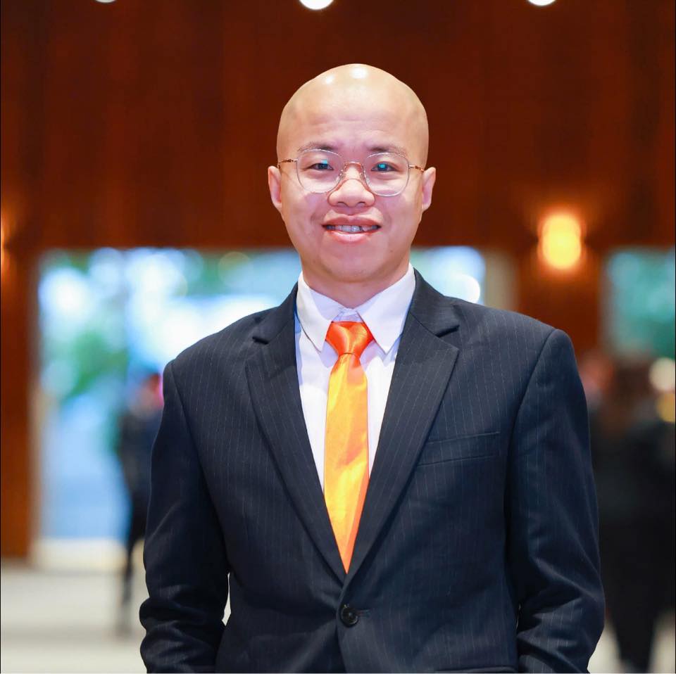 Hà Tiến Đạt